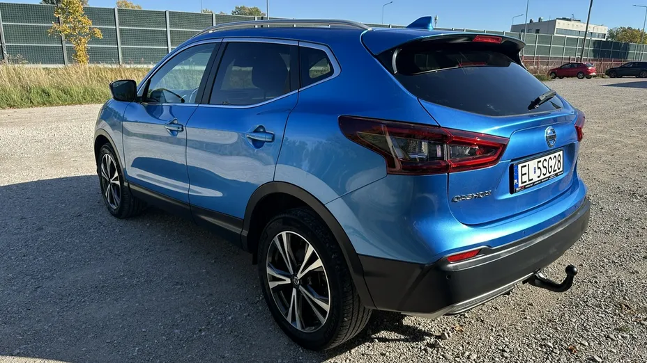 NISSAN Qashqai -