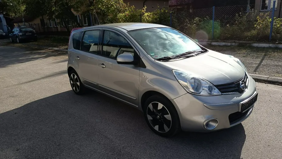 NISSAN Note -