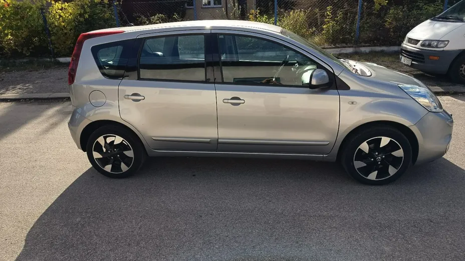 NISSAN Note -