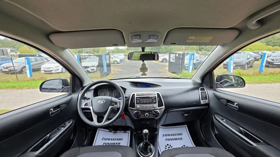 HYUNDAI i20 -
