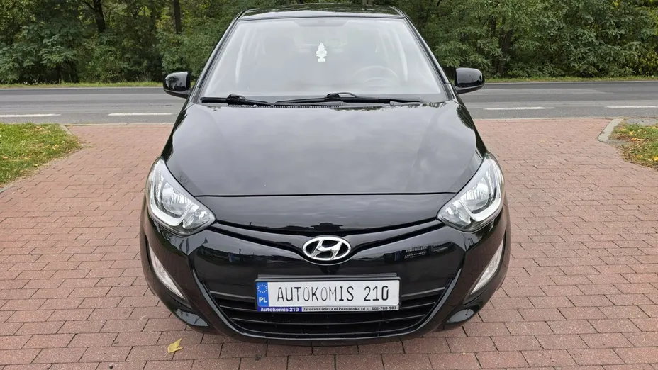 HYUNDAI i20 -