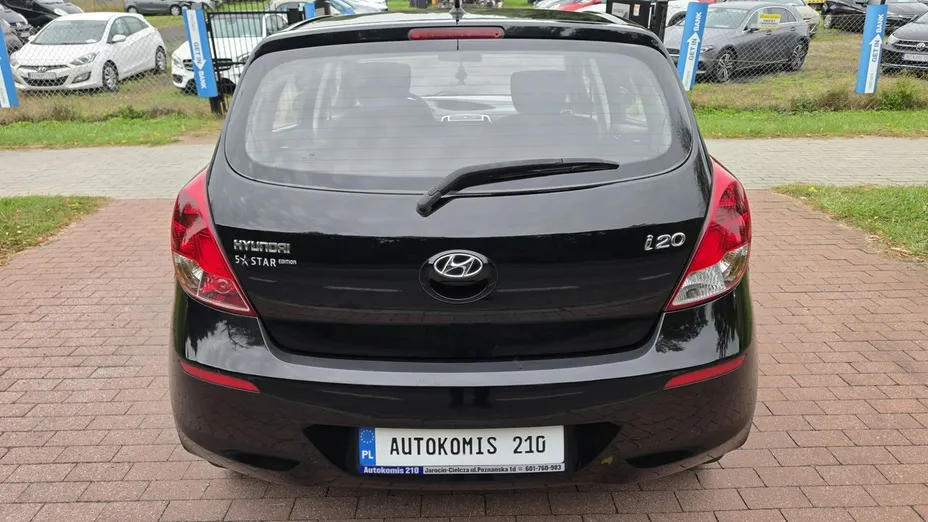 HYUNDAI i20 -