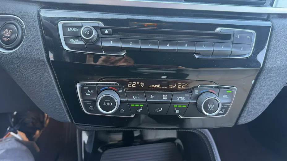 BMW X1 -