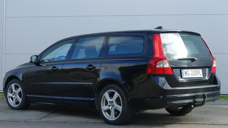 VOLVO V70 -