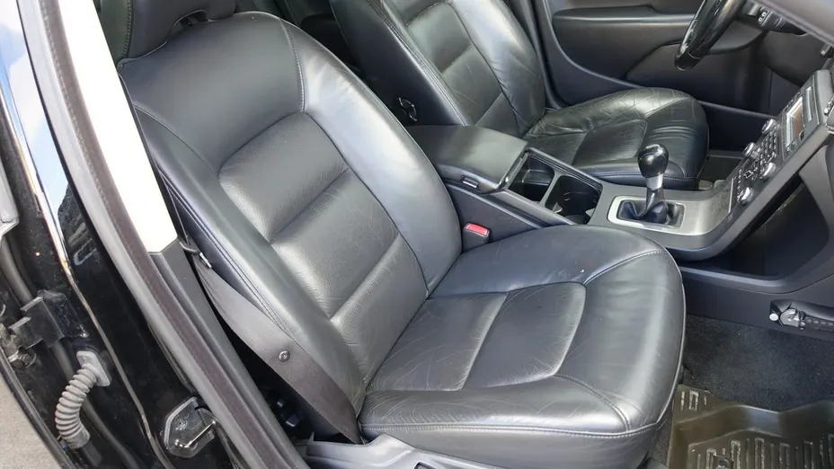 VOLVO V70 -