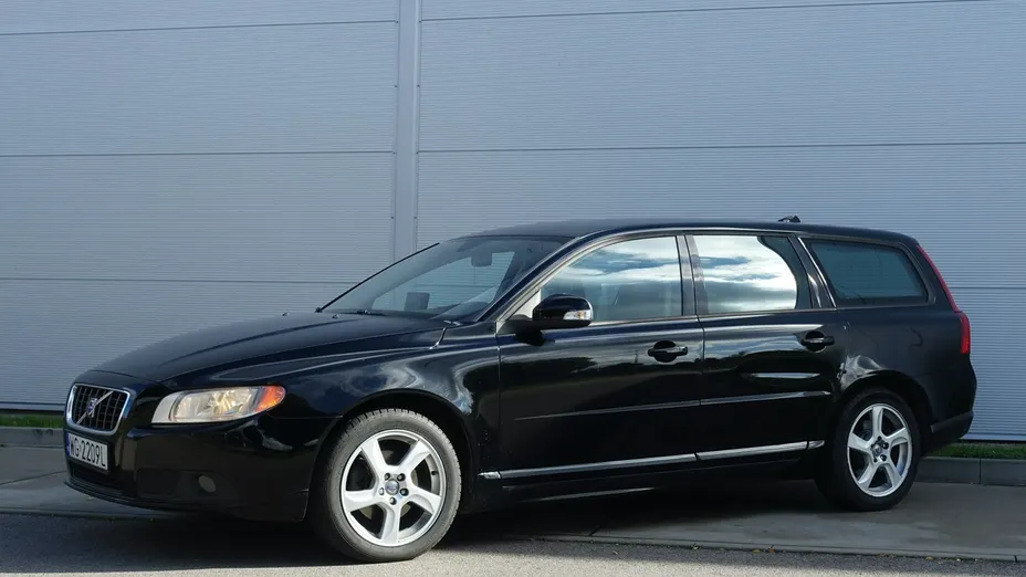 VOLVO V70 -