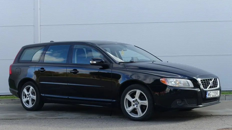 VOLVO V70 -
