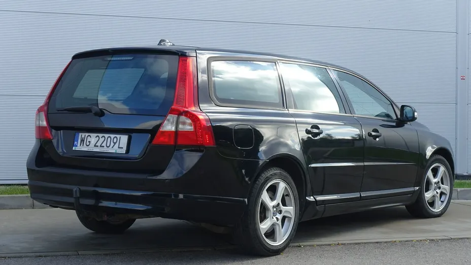 VOLVO V70 -