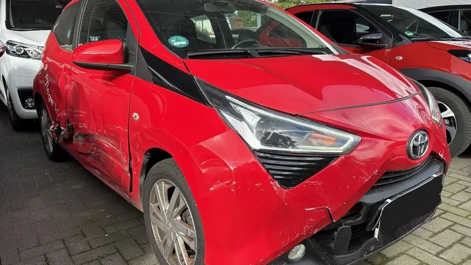 TOYOTA Aygo X -