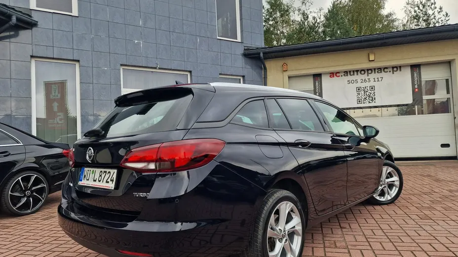 OPEL Astra -
