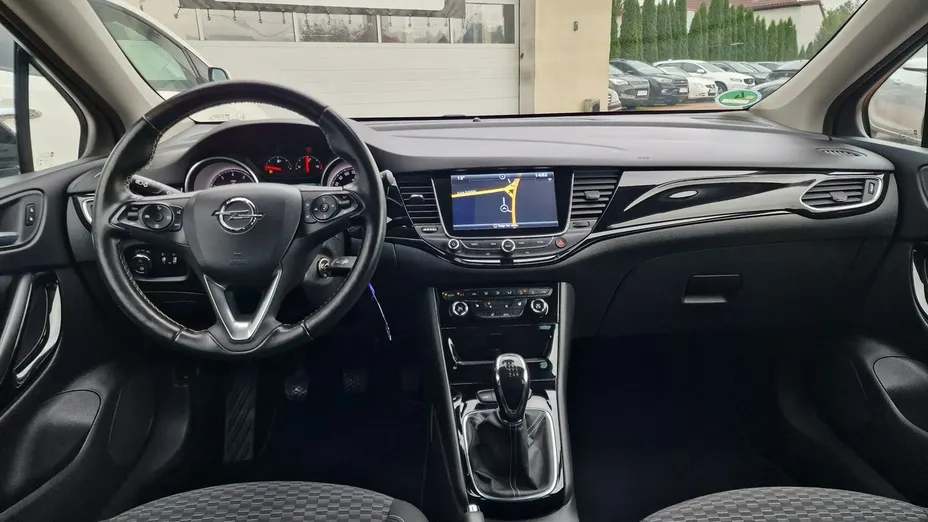 OPEL Astra -