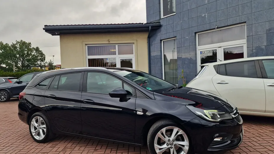 OPEL Astra -