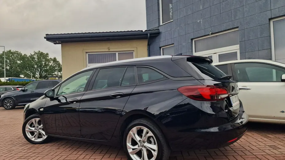 OPEL Astra -