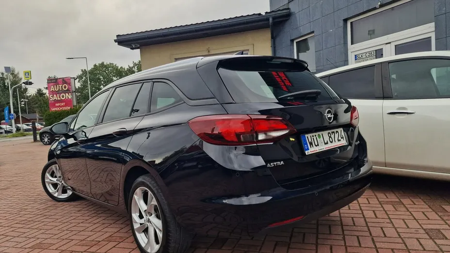 OPEL Astra -