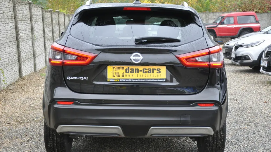 NISSAN Qashqai -