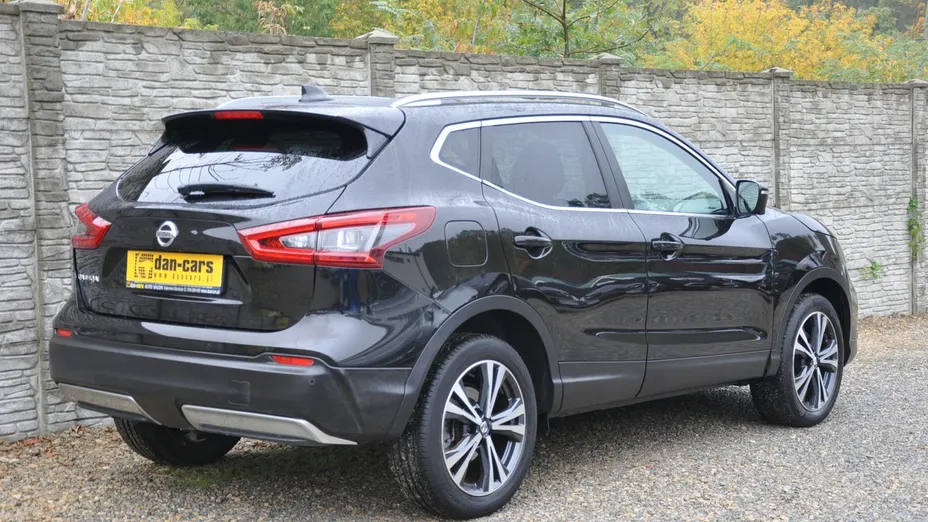 NISSAN Qashqai -