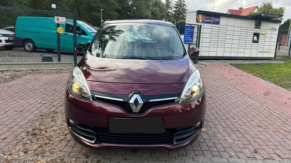 RENAULT Scenic -