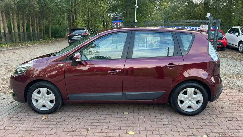 RENAULT Scenic -