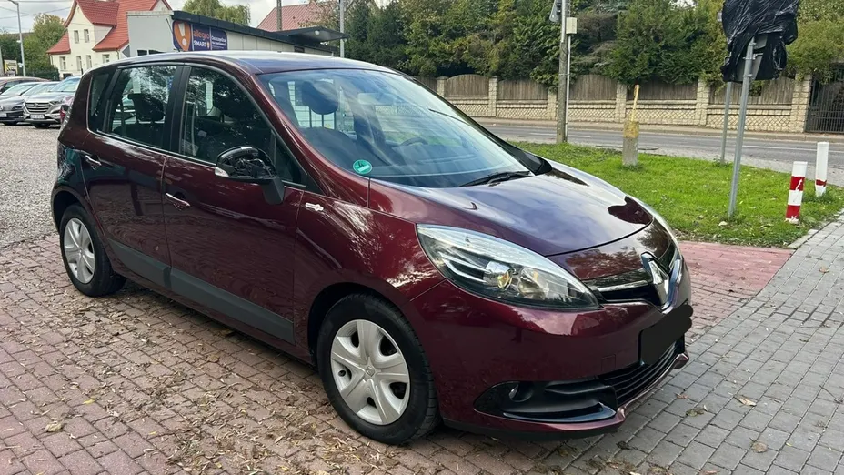 RENAULT Scenic -
