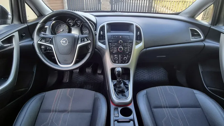 OPEL Astra -