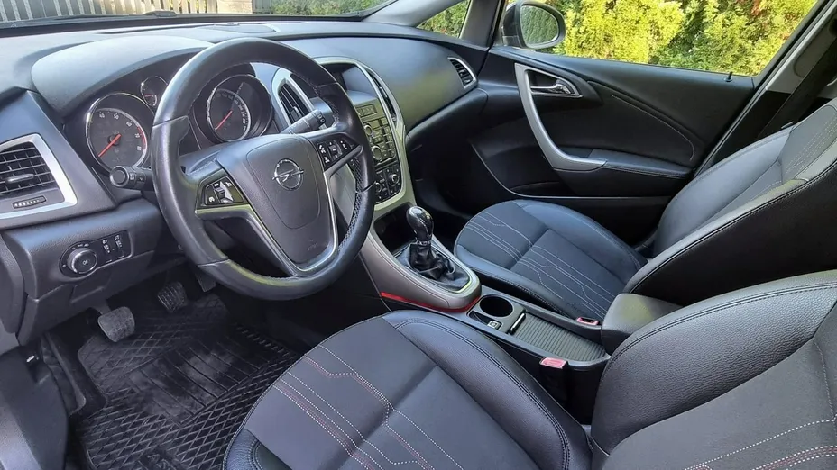 OPEL Astra -
