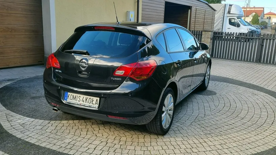 OPEL Astra -