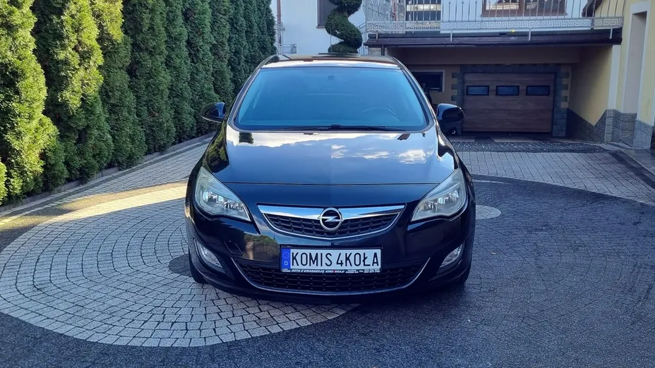 OPEL Astra -