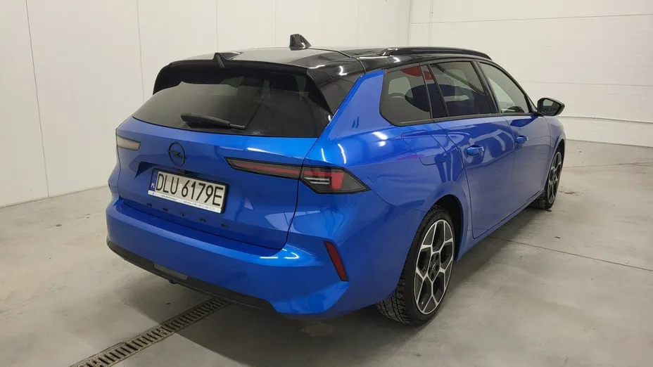 OPEL Astra -