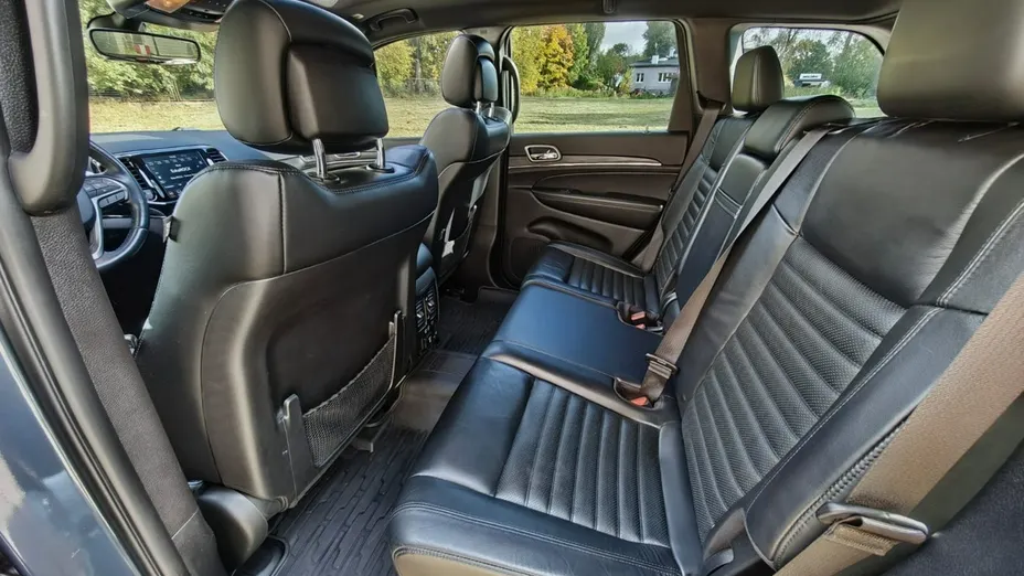 JEEP Grand Cherokee -