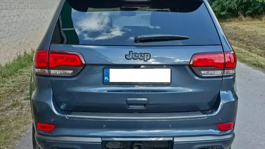 JEEP Grand Cherokee -