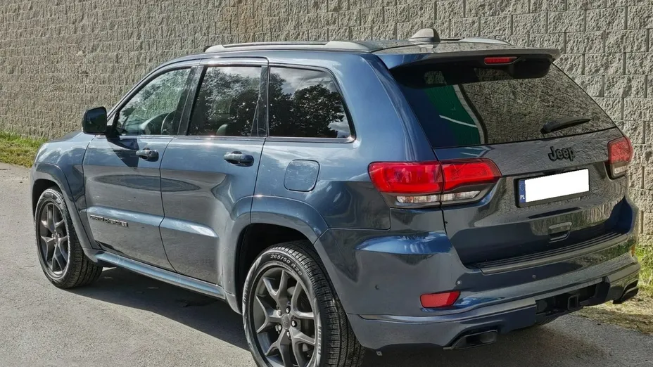 JEEP Grand Cherokee -