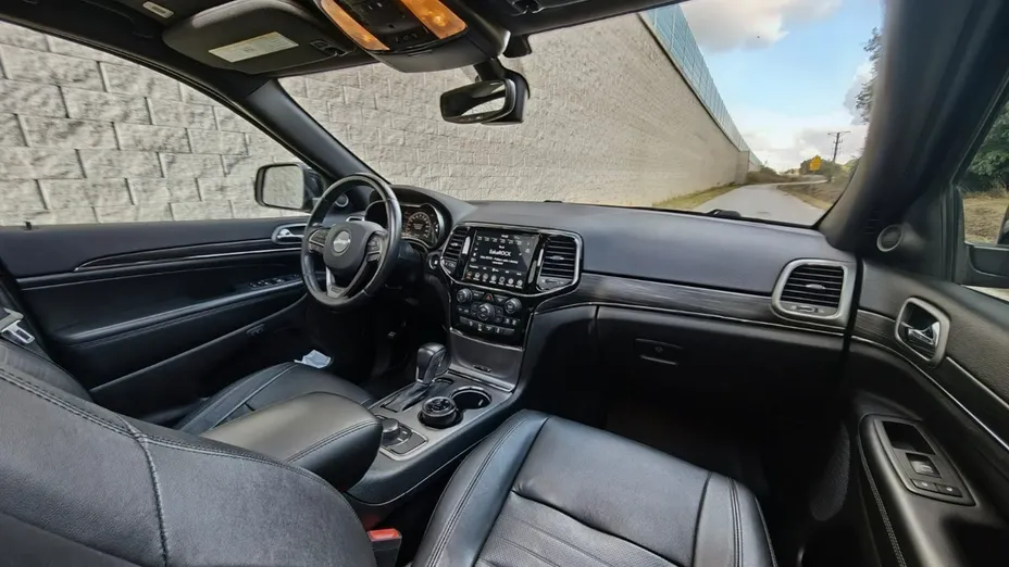 JEEP Grand Cherokee -