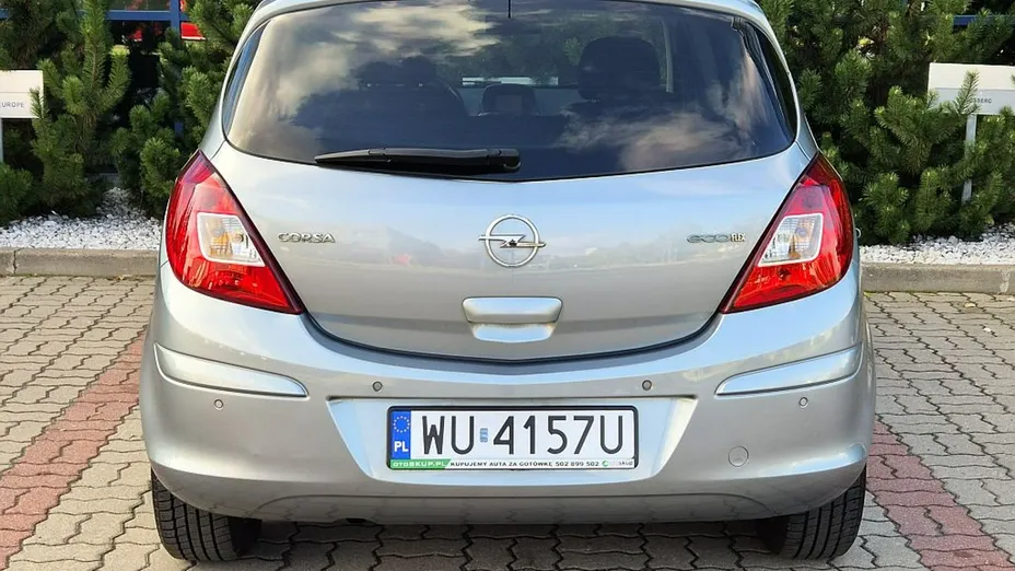 OPEL Corsa -