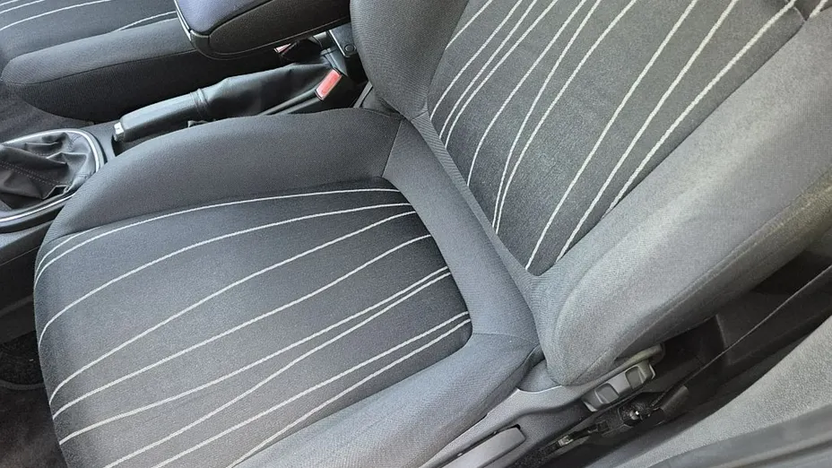 OPEL Corsa -