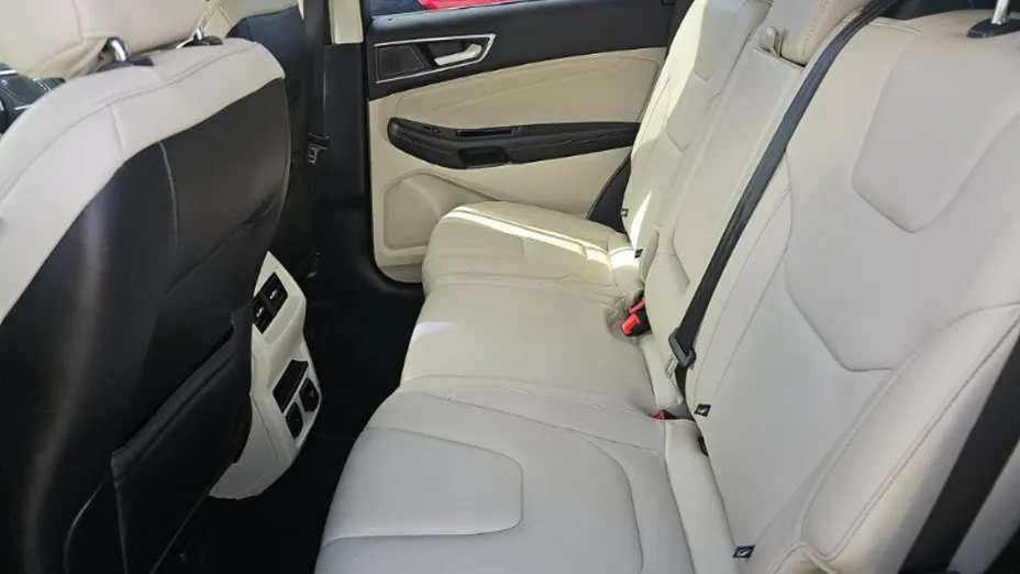 FORD Edge -