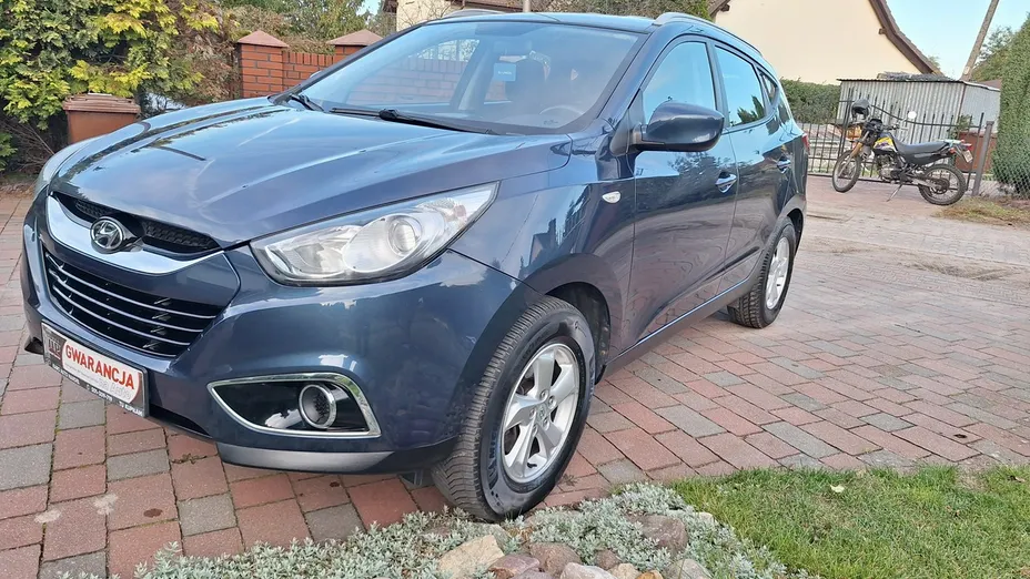 HYUNDAI Tucson -