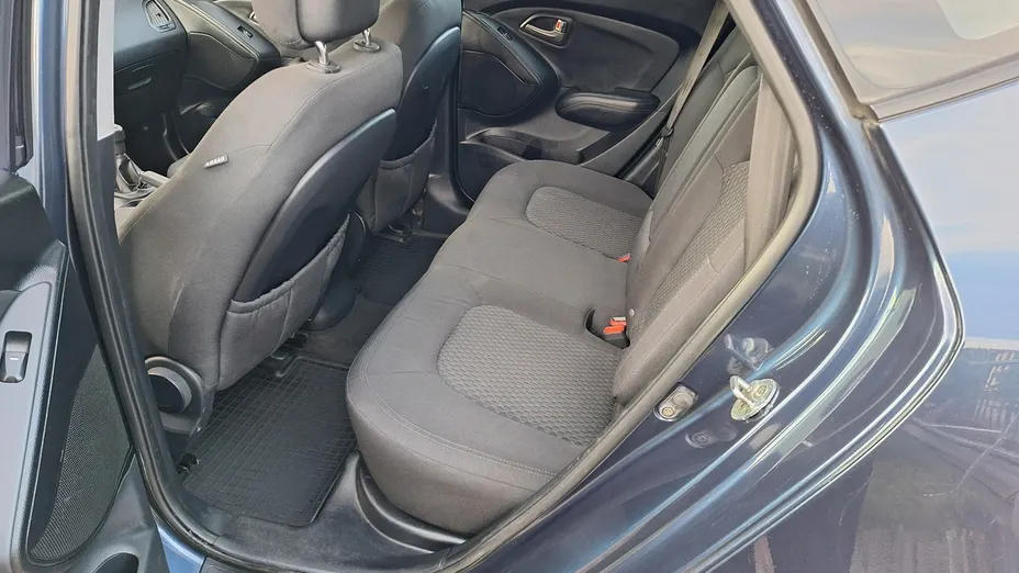 HYUNDAI Tucson -