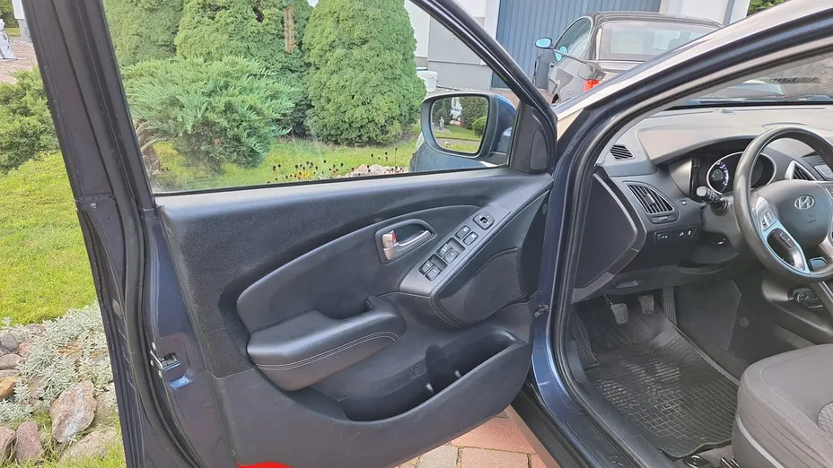 HYUNDAI Tucson -