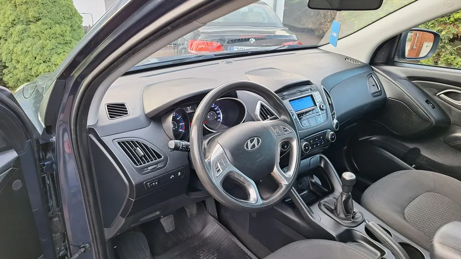 HYUNDAI Tucson -