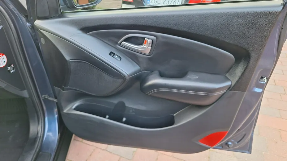 HYUNDAI Tucson -
