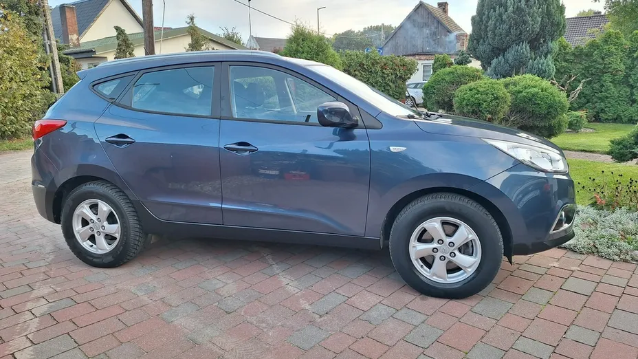 HYUNDAI Tucson -
