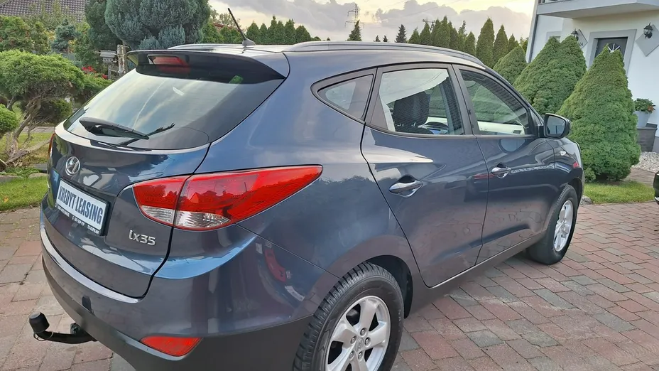 HYUNDAI Tucson -