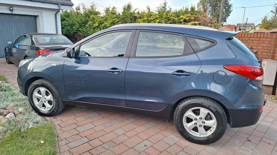 HYUNDAI Tucson -
