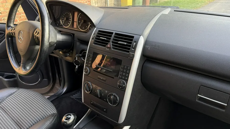 MERCEDES-BENZ A Klasa -