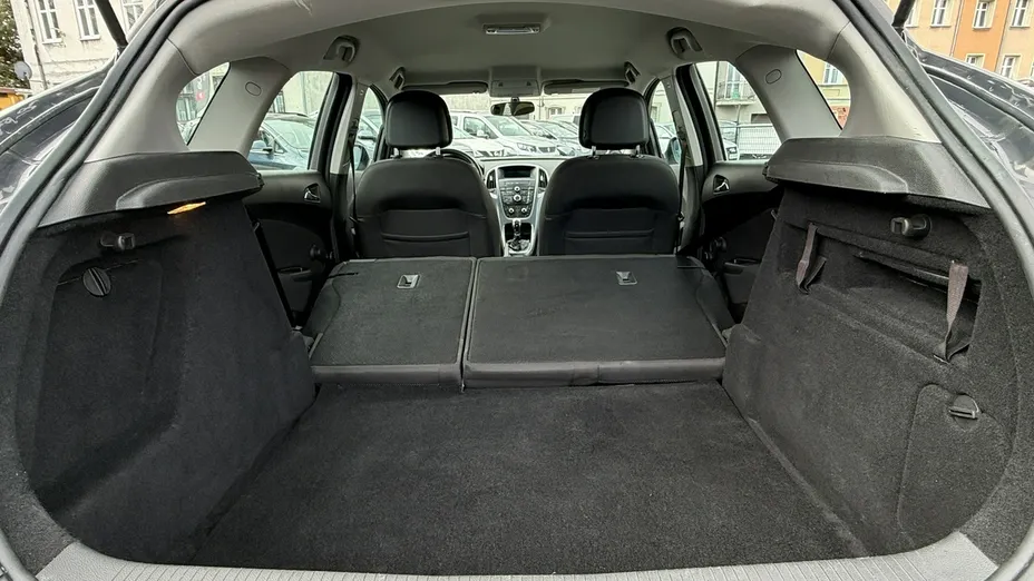 OPEL Astra -