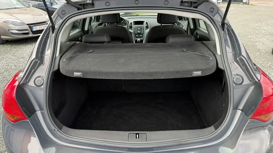 OPEL Astra -