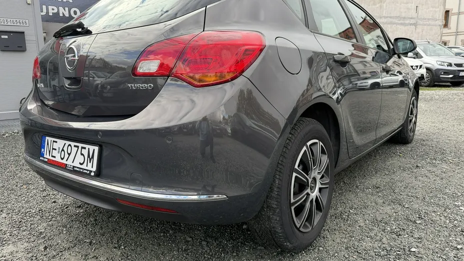 OPEL Astra -