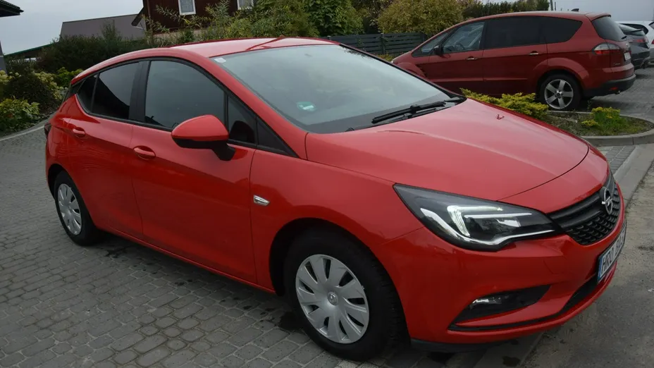 OPEL Astra -