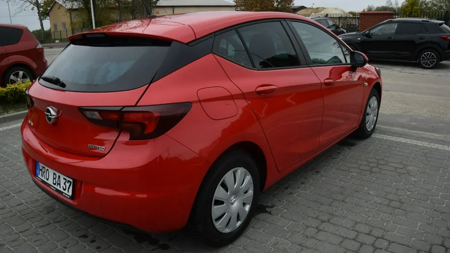 OPEL Astra -