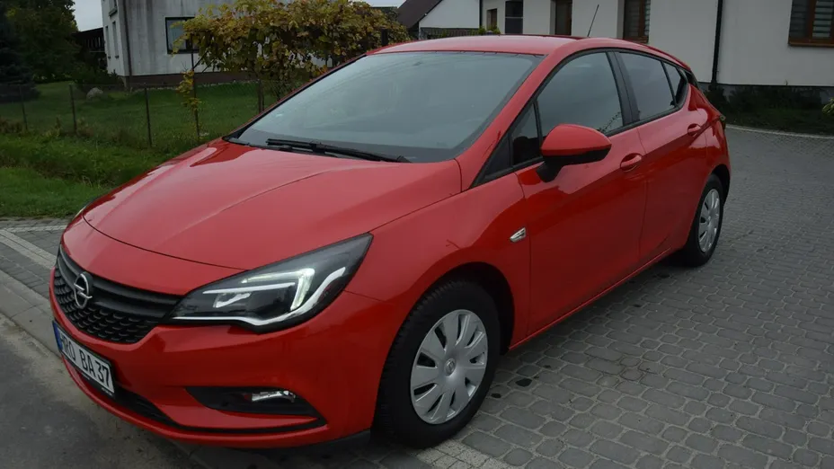 OPEL Astra -